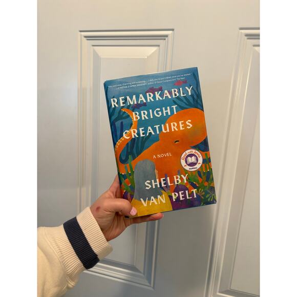 Remarkably bright creatures book hardcover by Shelby Van Pelt retails for $29.99 - Picture 1 of 3